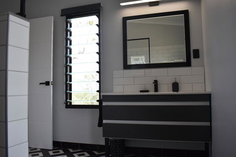 Ironbark House - Dentist Find 26