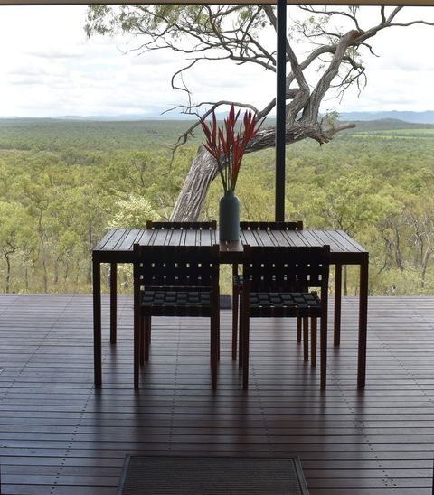 Ironbark House - Dentist Find 11