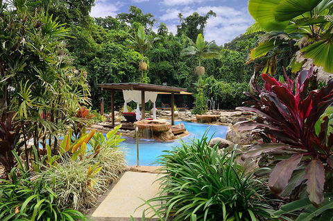 Misty Mountains Rainforest Retreat - Dentist Search 28