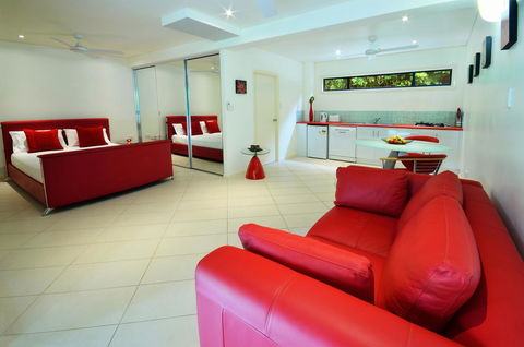 Misty Mountains Rainforest Retreat - Dentist Search 2