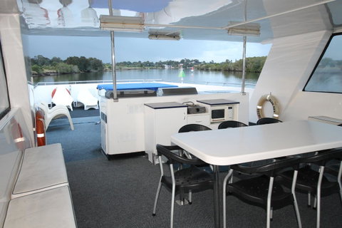 Coomera Houseboats - Dentist Find 26