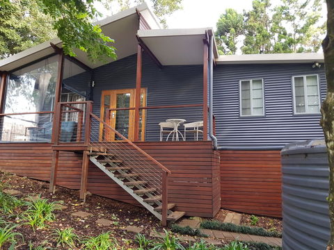 Bee-Haven Cottage - Dentist Find 3