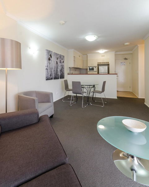 West End Central Apartments - Dentist Find 17