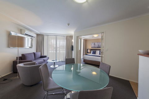 West End Central Apartments - Dentist Find 3