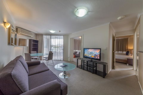 West End Central Apartments - Dentist Find 6