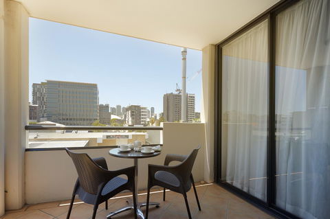 West End Central Apartments - Dentist Find 18