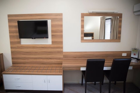 Charleville Motel - Dentists Australia 10