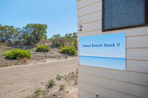 Kangaroo Island - Island Beach Shack - Dentist Find 4