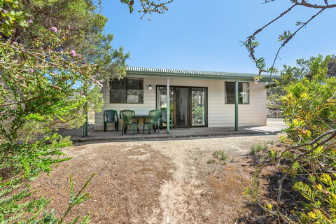 Kangaroo Island - Island Beach Shack - Dentist Find 6