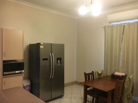 Jasons Place - Dentist Find 7