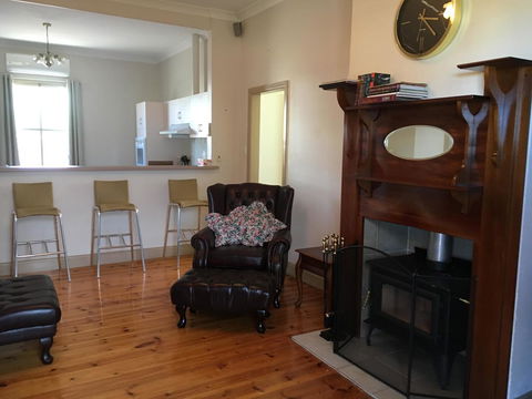 Jasons Place - Dentist Find 14