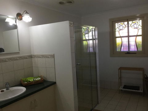 Jasons Place - Dentist Find 5