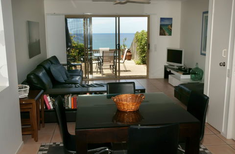 Pandanus Palms Holiday Resort - Dentist Find 19