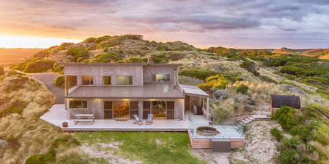 Porky Beach Retreat - King Island Escapes - Dentist Find 10