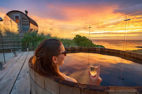 Porky Beach Retreat - King Island Escapes - Dentist Find 1