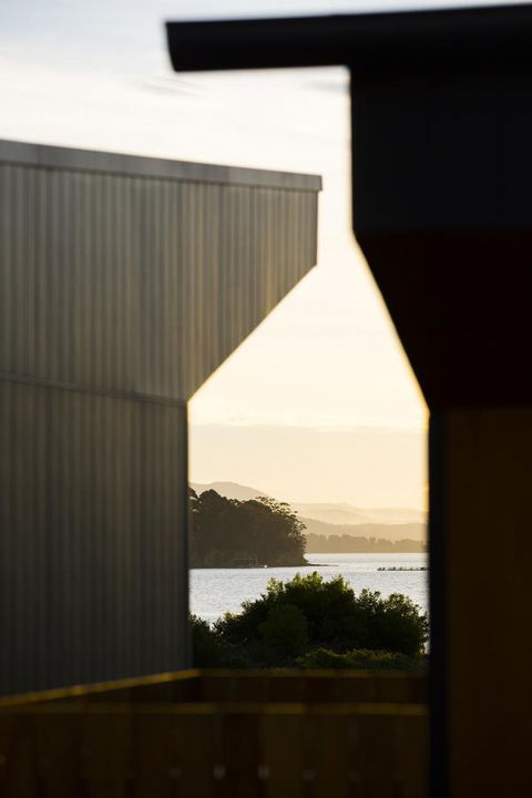 Bruny Island Escapes And Hotel Bruny - Dentist Find 0