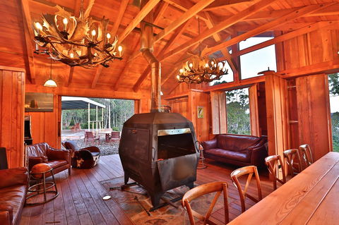 Bruny Island Lodge - Dentist Find 12