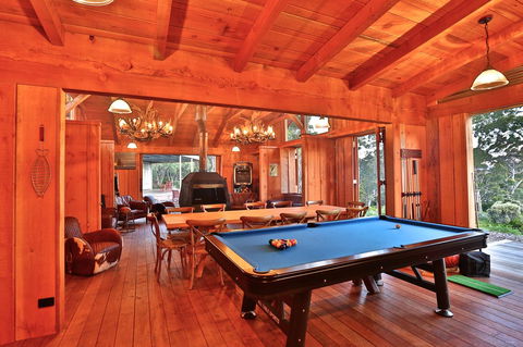 Bruny Island Lodge - Dentist Find 0