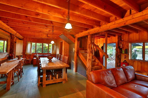 Bruny Island Lodge - Dentist Find 6