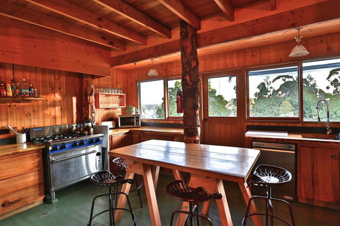 Bruny Island Lodge - Dentist Find 1