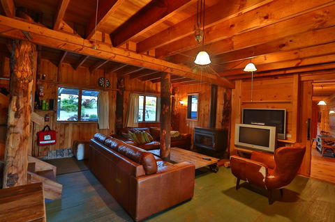 Bruny Island Lodge - Dentist Find 18