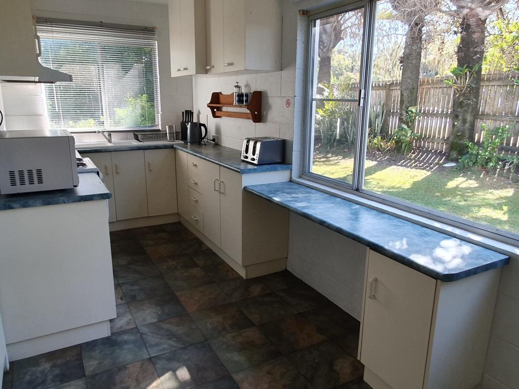1 Spectrum Street Rainbow Beach- Close to shops and main beach