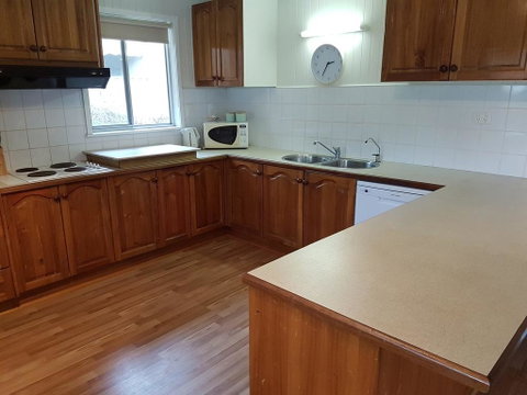 53 Honeysuckle Grove - Dentist Search 2