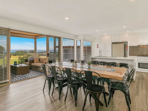 A Wave From It All - Dentist Find 2