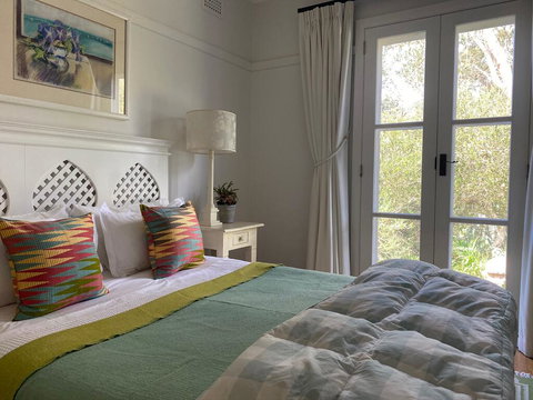 Aashay B&B - Dentist Find 1