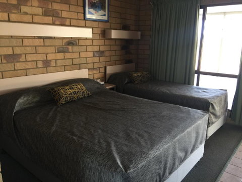 Abacus Motel - Dentists Australia 3