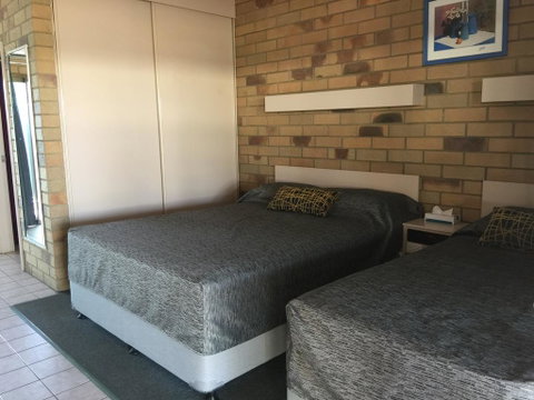 Abacus Motel - Dentists Australia 2