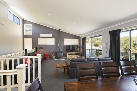 Acacia 2 - Luxurious Holiday Townhouse - Dentist Search 1