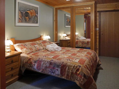 Acacia Hills Retreat - Dentist Search 3