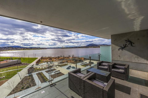 Accommodate Canberra - Aurora - Dentist Find 0