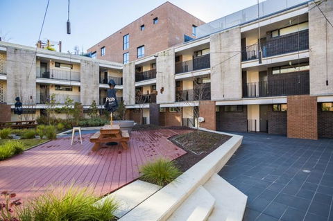 Accommodate Canberra - The Prince - Dentist Find 2