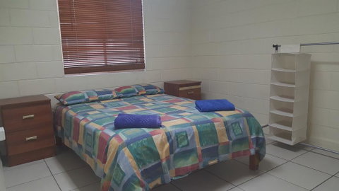 Accommodation @ Isa - Dentists Australia 1