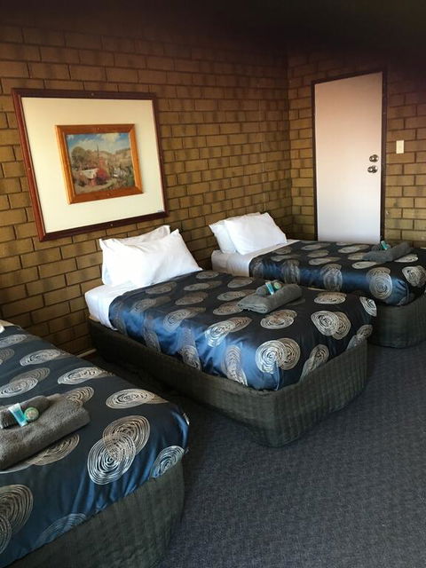 Airport Whyalla Motel - Dentist Search 2