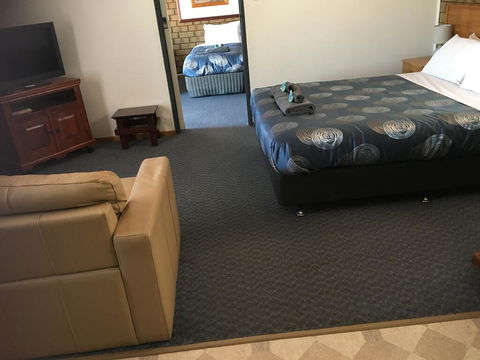 Airport Whyalla Motel - Dentist Search 1