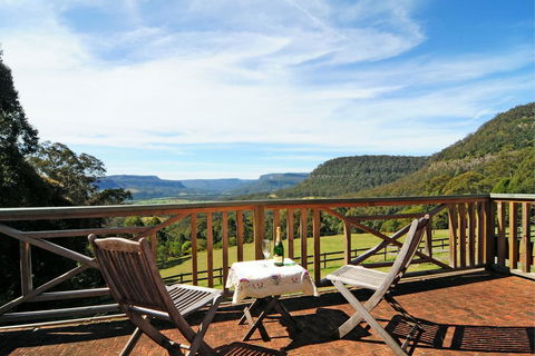 Alcheringa Cottage - Dentist Find 1