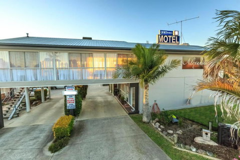 Alexander Motel - Dentist Find 2