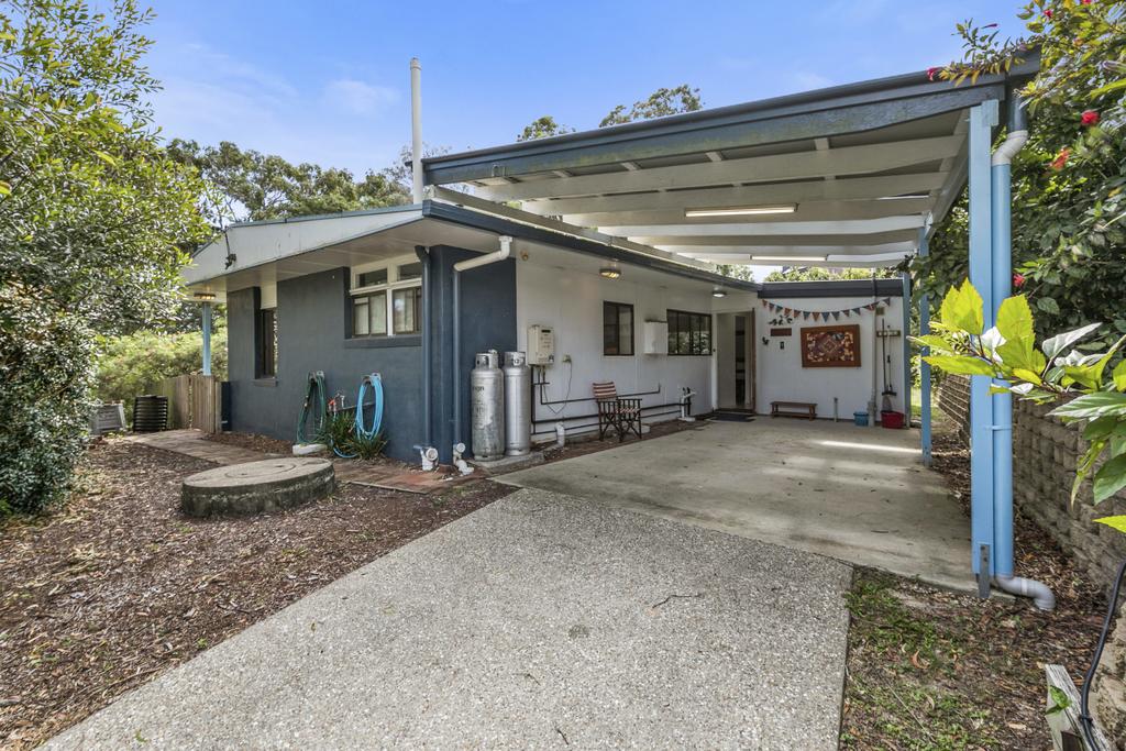 Amity Point QLD Dentist Find