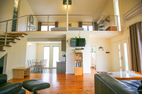 Allambie Cottages - Villa 1 - Dentist Find 1