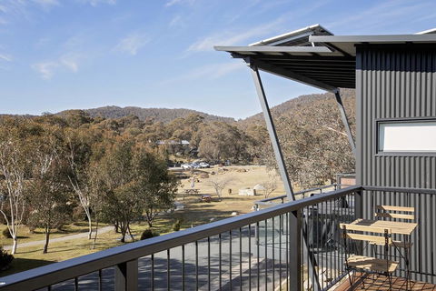 Alpine Lake Retreat - Dentist Search 0