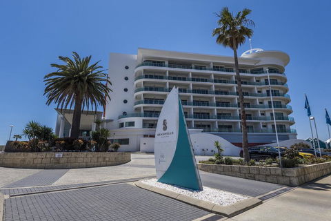 AN OCEAN,BEACH And POOL VIEW APARTMENT - Apt 210 SEASHELLS RESORT - Dentist Find 2
