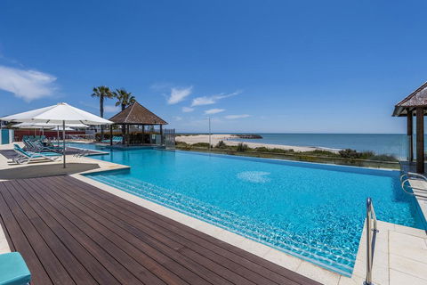 AN OCEAN,BEACH And POOL VIEW APARTMENT - Apt 210 SEASHELLS RESORT - Dentist Find 1