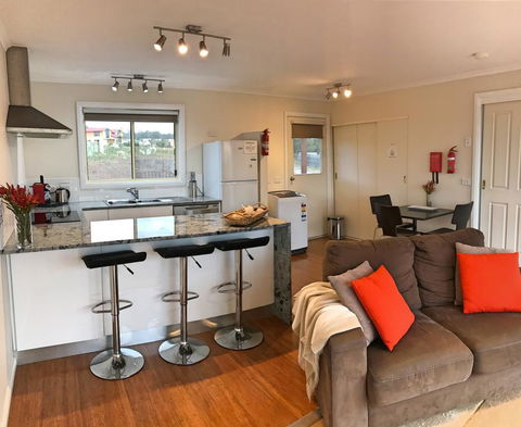 Angasi Apartment On Highcrest - Dentist Find 0