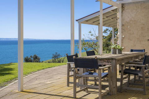Antechamber Bay Retreats - Dentist Find 1