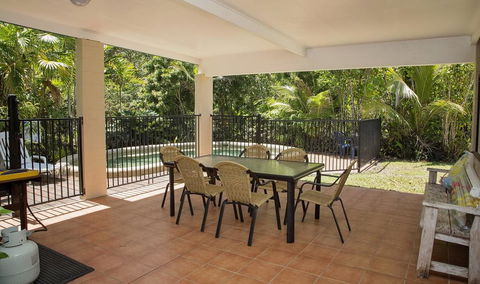 Apollo Jewel Beachfront Apartments - Dentist Find 2