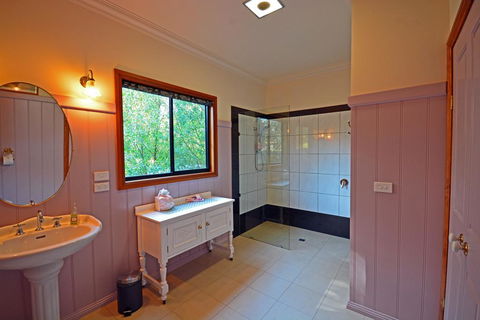 Araluen Park Cottages - Dentist Find 1