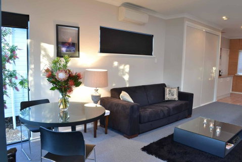 Aroha - Dentist Find 2